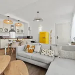 아파트 Beautiful And Cozy 3 Bedrooms In