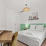 Beautiful And Cozy 3 Bedrooms In 아파트 *